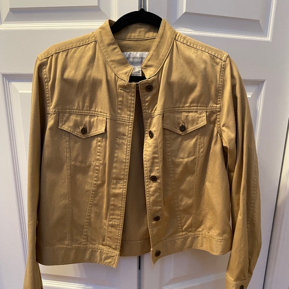 Liz Claiborne Jean Jacket style.  Women's.  Size Large.  100% cotton